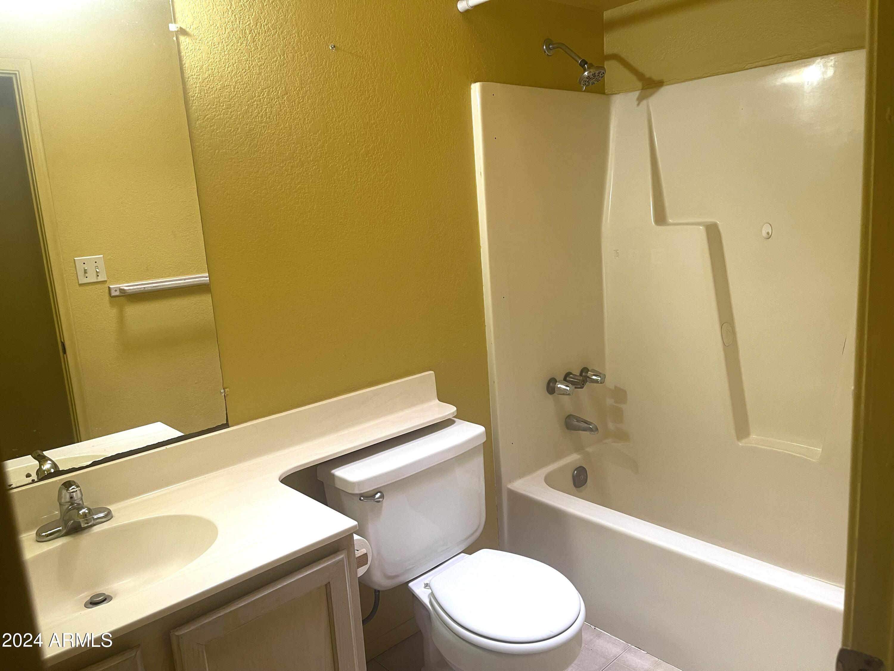 279 Calle Cappela Rio Rico, AZ 85648 - Photo 14 of 22 IMG_5343