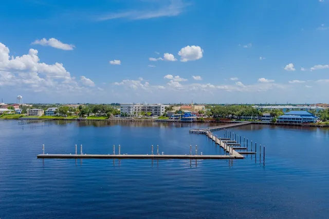 $1,195,000 | 41 Southwest Seminole Street, Unit 410, Stuart, FL 34994
