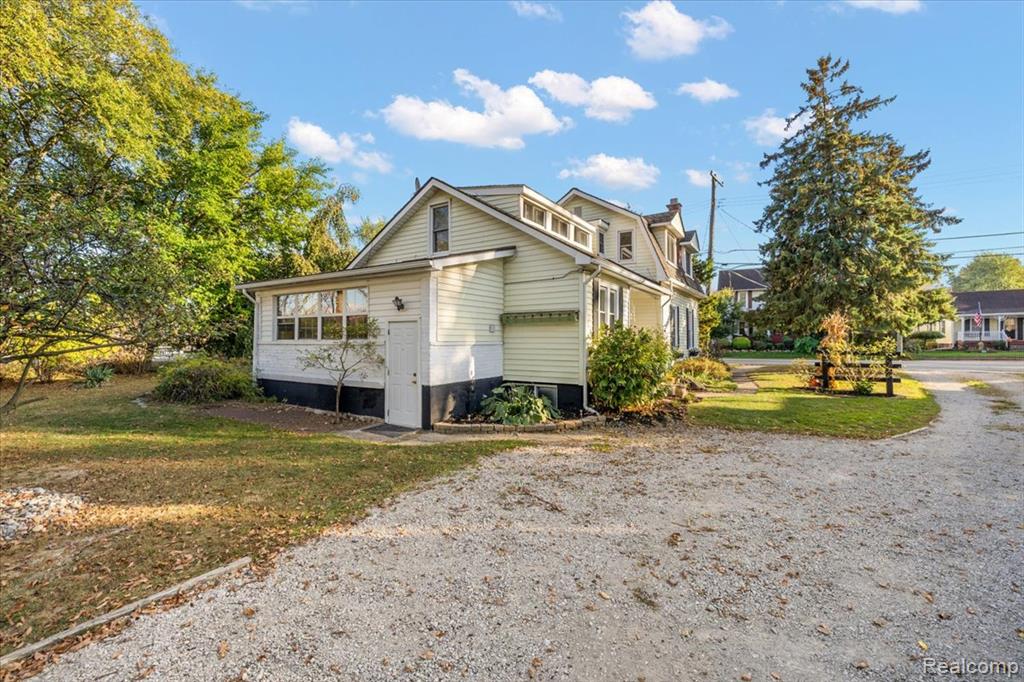 5815 Chicago Road Warren, MI 48092 - Photo 6 of 47