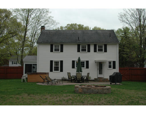 78 Hartwick Street Springfield, MA 01108 - Photo 14 of 15