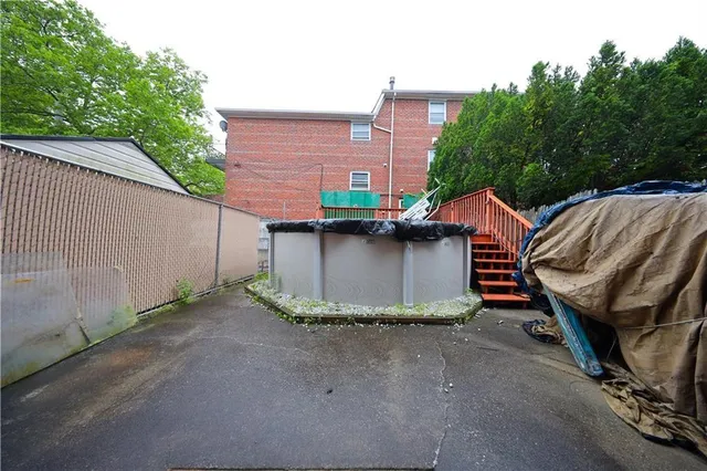 $999,999 | 1296 East 54th Street | Flatlands