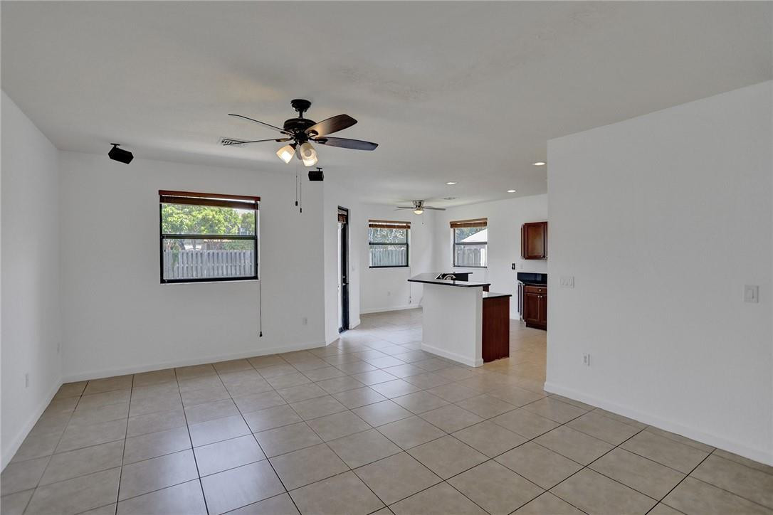 11331 Southwest 240 Lane Homestead, FL 33032 - Photo 15 of 92 Photo 15
