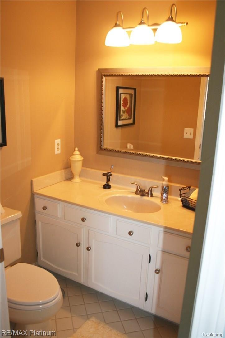 1037 Pine Ridge Road Milford, MI 48380 - Photo 21 of 21 IMG_2996.jpg