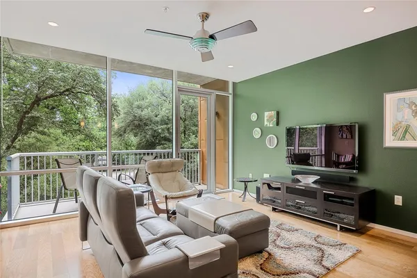 $2,500 | 1600 Barton Springs Road, Unit 2206, Austin, TX 78704