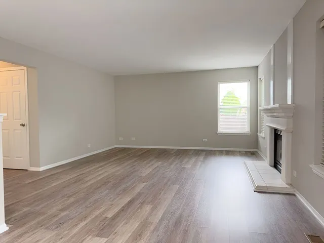 $409,900 | 11536 Bethel Avenue, Huntley, IL 60142