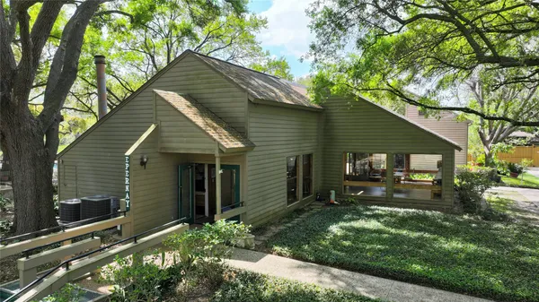 $287,500 | 11521 Riverview Drive, Houston, TX 77077