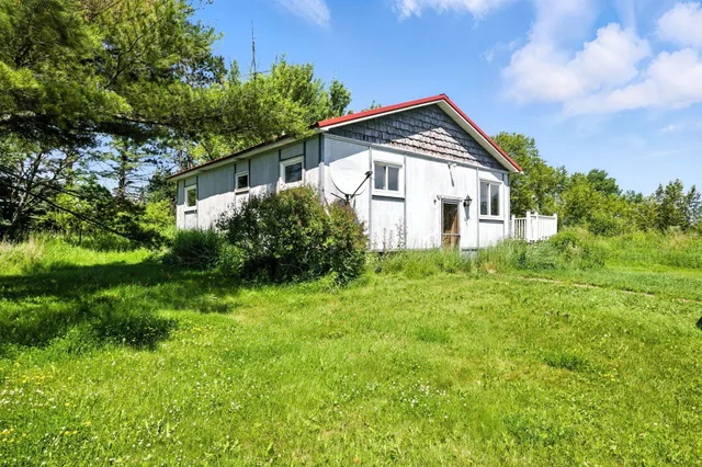 $244,900 | 5868 Rice Lake Road, Duluth, MN 55803