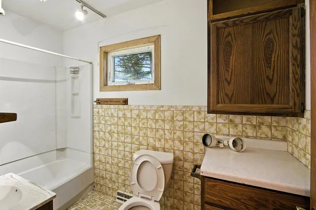 $244,900 | 5868 Rice Lake Road, Duluth, MN 55803