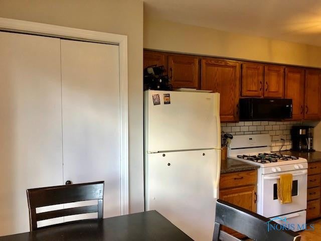 846 Fox Run Road Findlay, OH 45840 - Photo 11 of 24 Gallery Image 11