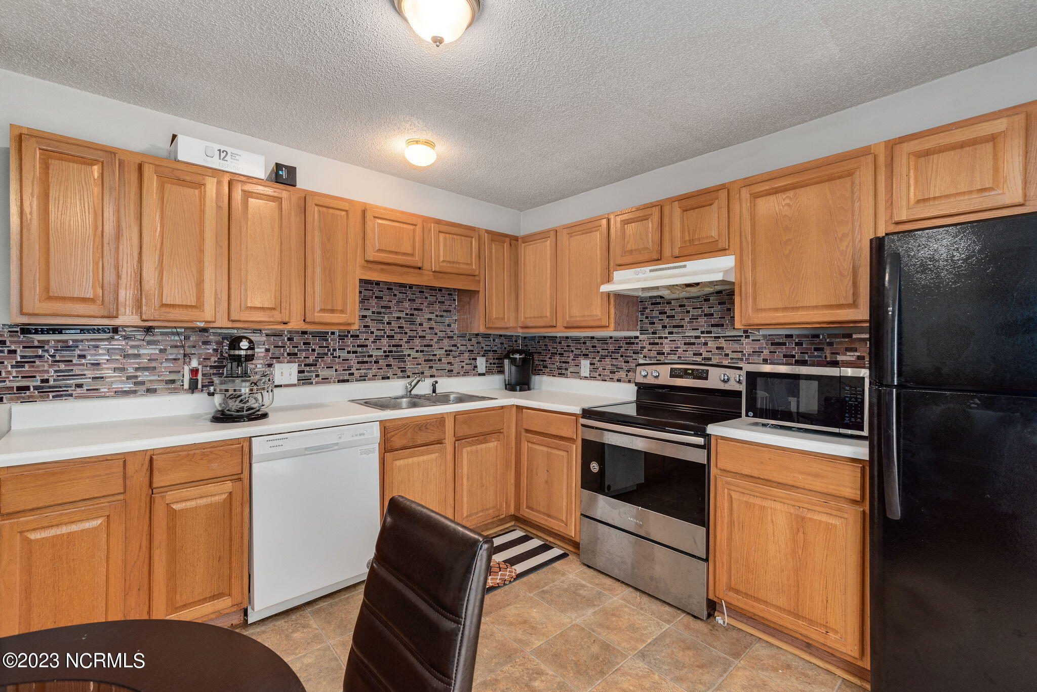 2247 Violet Bluff Court Raleigh, NC 27610 - Photo 12 of 25 Kitchen