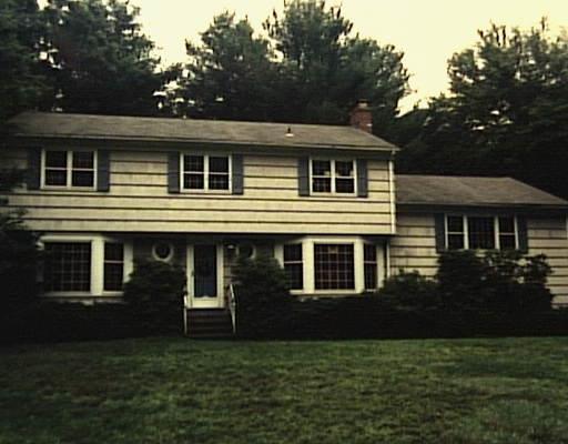 8 Stoneboat Road Westport, CT 06880 - Photo 1 of 1 Gallery Image 1