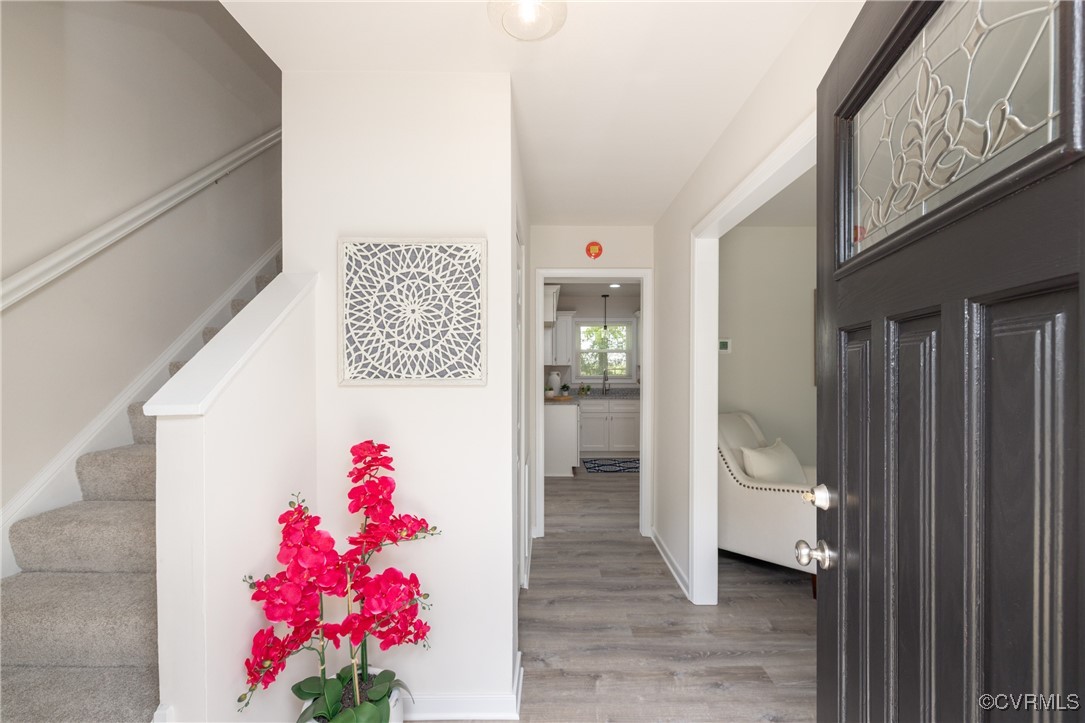 5142 Rollingway Road Chesterfield, VA 23832 - Photo 4 of 31 Foyer