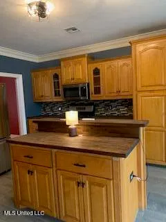 $370,000 | 1450 Tara Lane, Terry, MS 39170