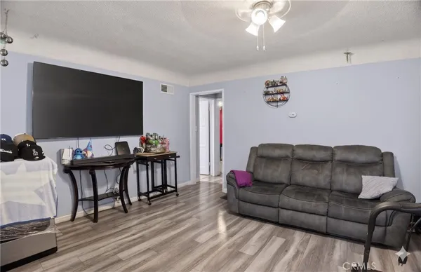 $819,999 | 3274 Michigan Avenue, South Gate, CA 90280