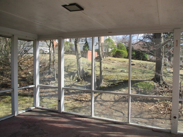 173 Birchwood Road Manchester, NH 03104 - Photo 23 of 25 Gallery Image 23