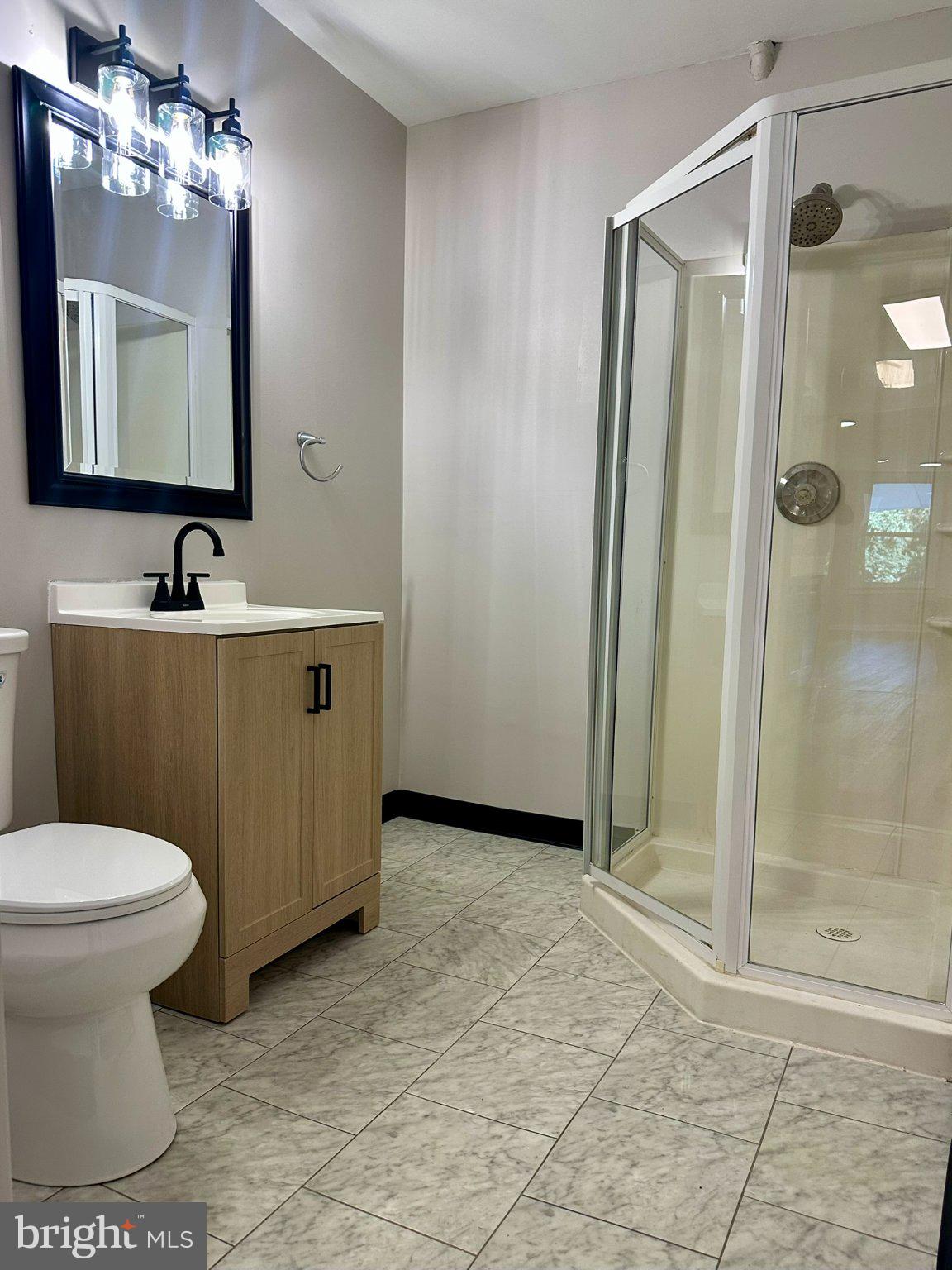 1959 Rudy Road Harrisburg, PA 17104 - Photo 10 of 29 Main Floor Full Bathroom
