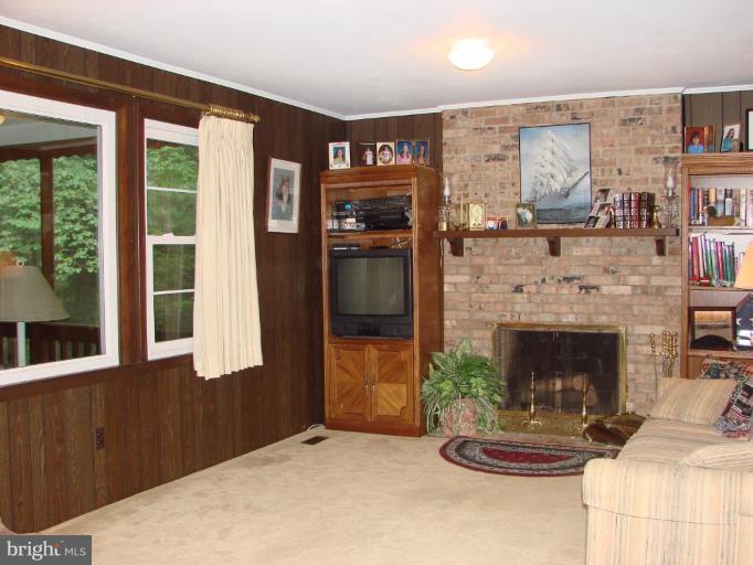 2207 Forest Ridge Road Lutherville-Timonium, MD 21093 - Photo 10 of 24 Family Room #2