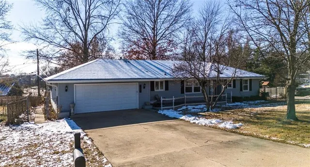 $285,000 | 7545 Northwest 75th Street, Kansas City, MO 64152