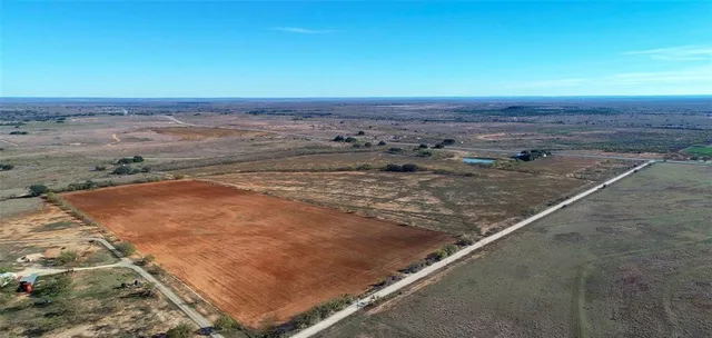 $475,000 | 95 Ac Us Highway, Talpa, TX 76882