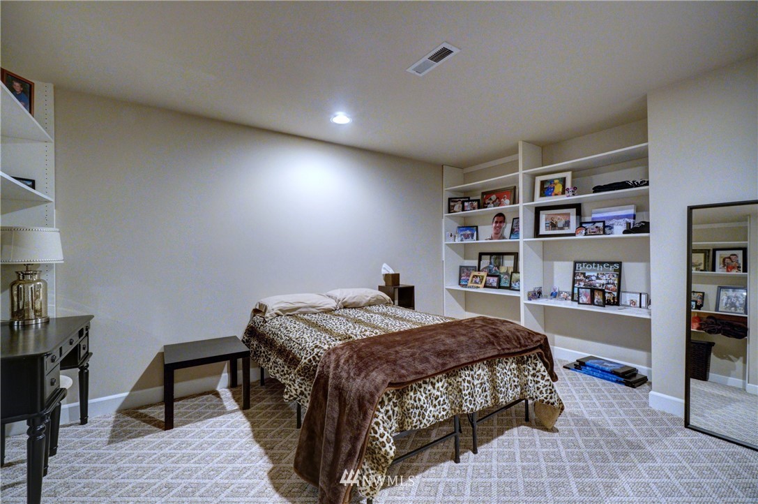 241 East Soderberg Road Allyn, WA 98524 - Photo 25 of 40 Gallery Image 25