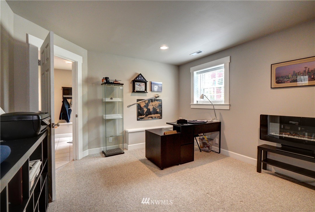241 East Soderberg Road Allyn, WA 98524 - Photo 26 of 40 Gallery Image 26