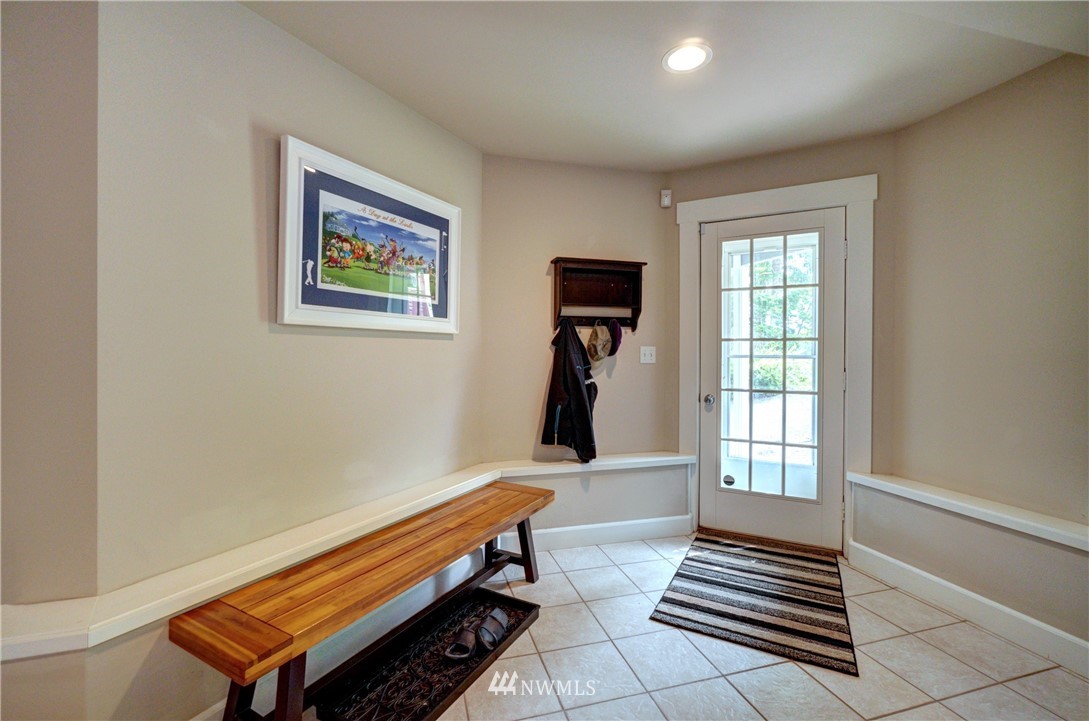 241 East Soderberg Road Allyn, WA 98524 - Photo 27 of 40 Gallery Image 27