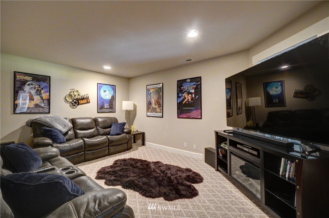 241 East Soderberg Road Allyn, WA 98524 - Photo 28 of 40 Gallery Image 28