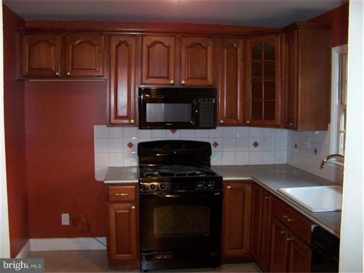 1609 Daws Road Blue Bell, PA 19422 - Photo 3 of 12 Kitchen