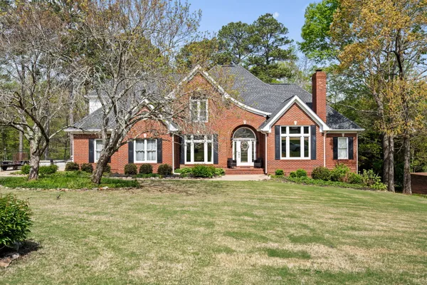 $900,000 | 373 Bridgewater Drive, McDonald, TN 37353