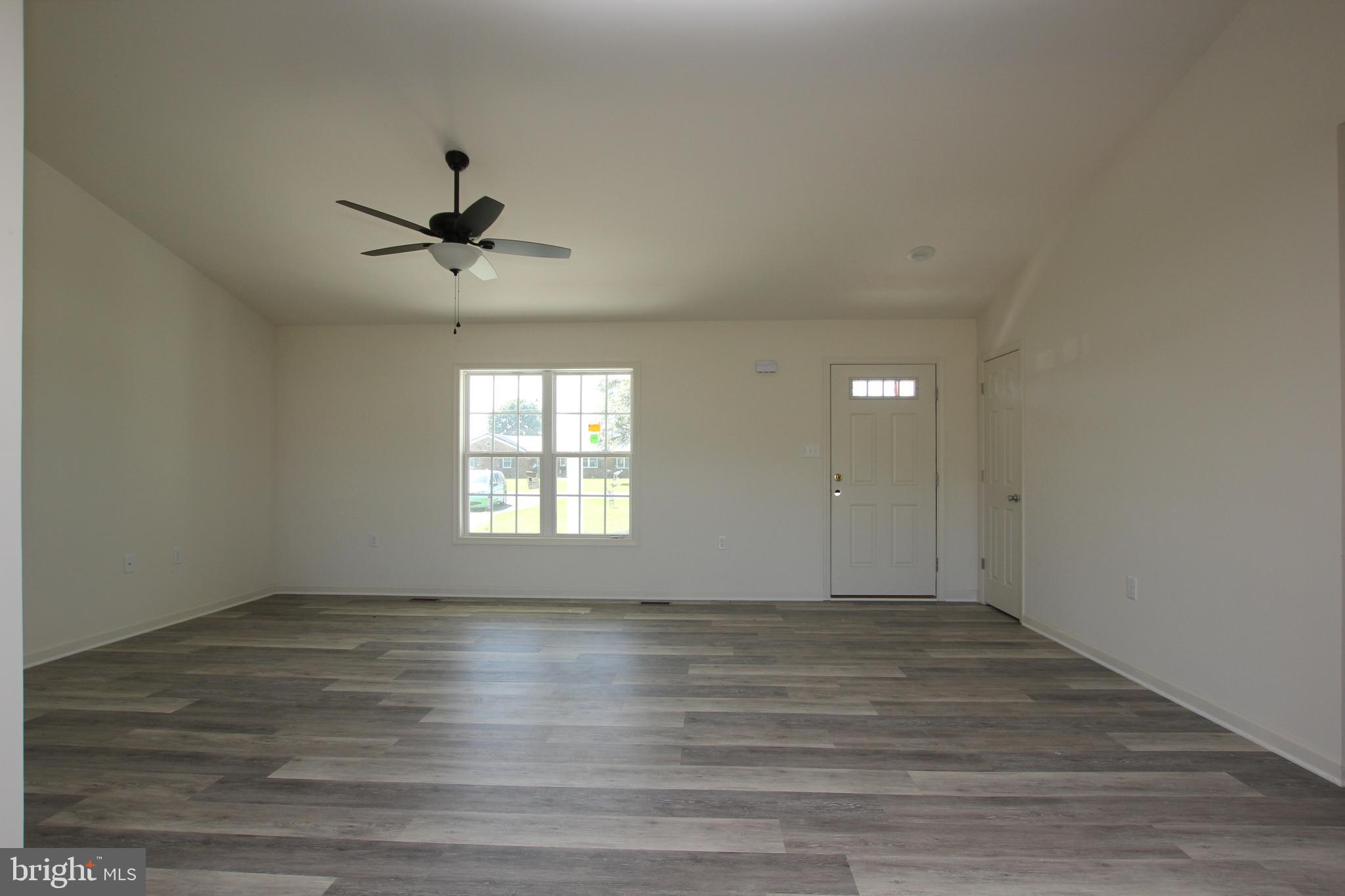 30437 Fire Tower Road Laurel, DE 19956 - Photo 3 of 19 Living Room
