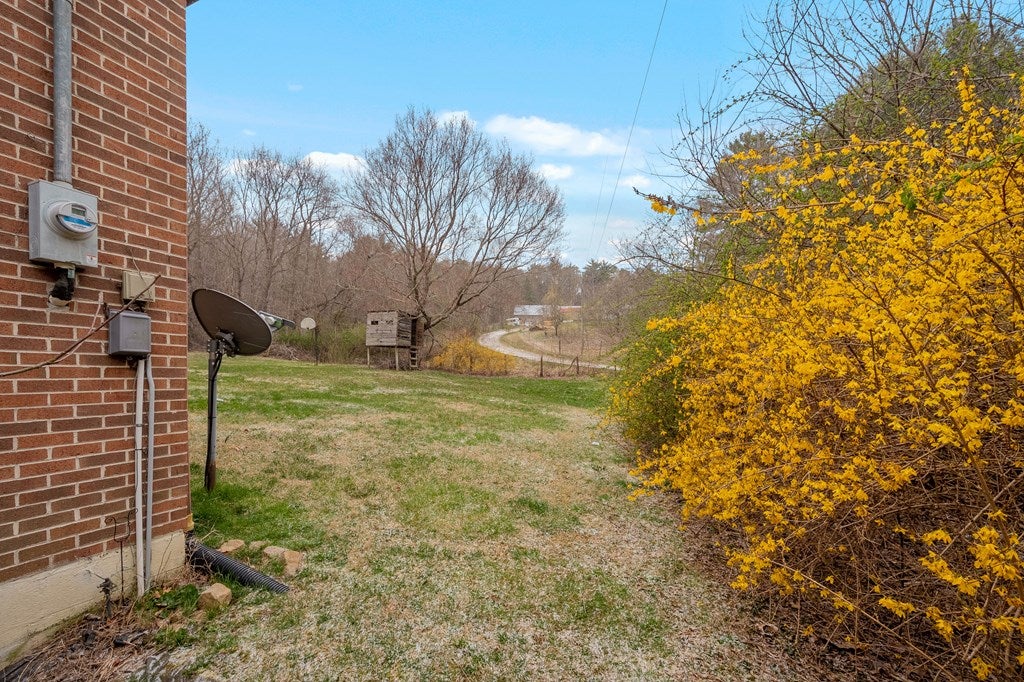 461 Lanter Road Speedwell, VA 24374 - Photo 9 of 54 Gallery Image 9