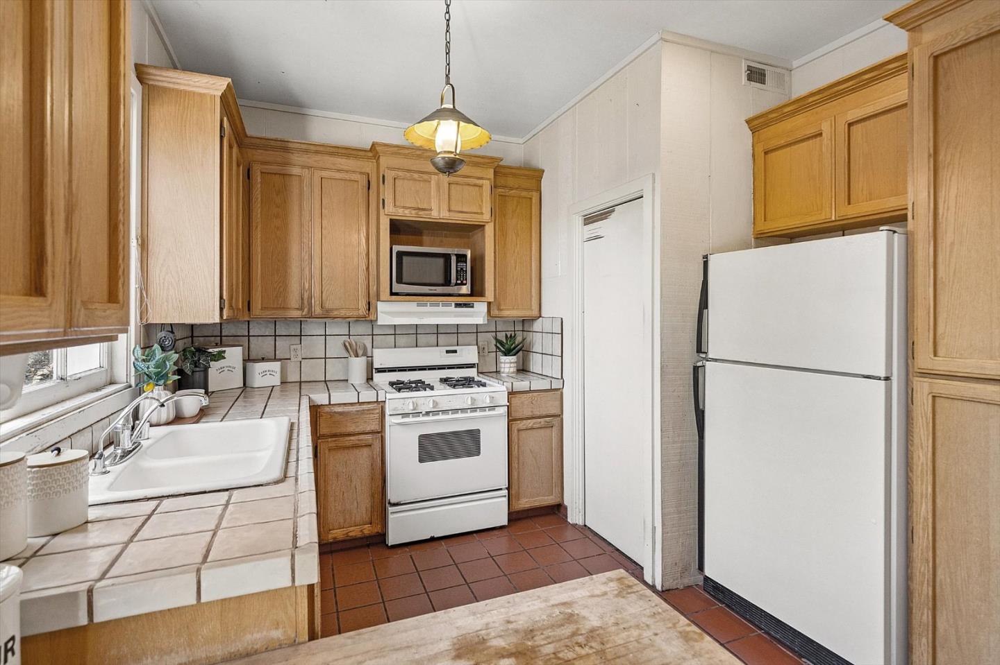 15895 Ravine Road Los Gatos, CA 95030 - Photo 19 of 43 Gallery Image 19