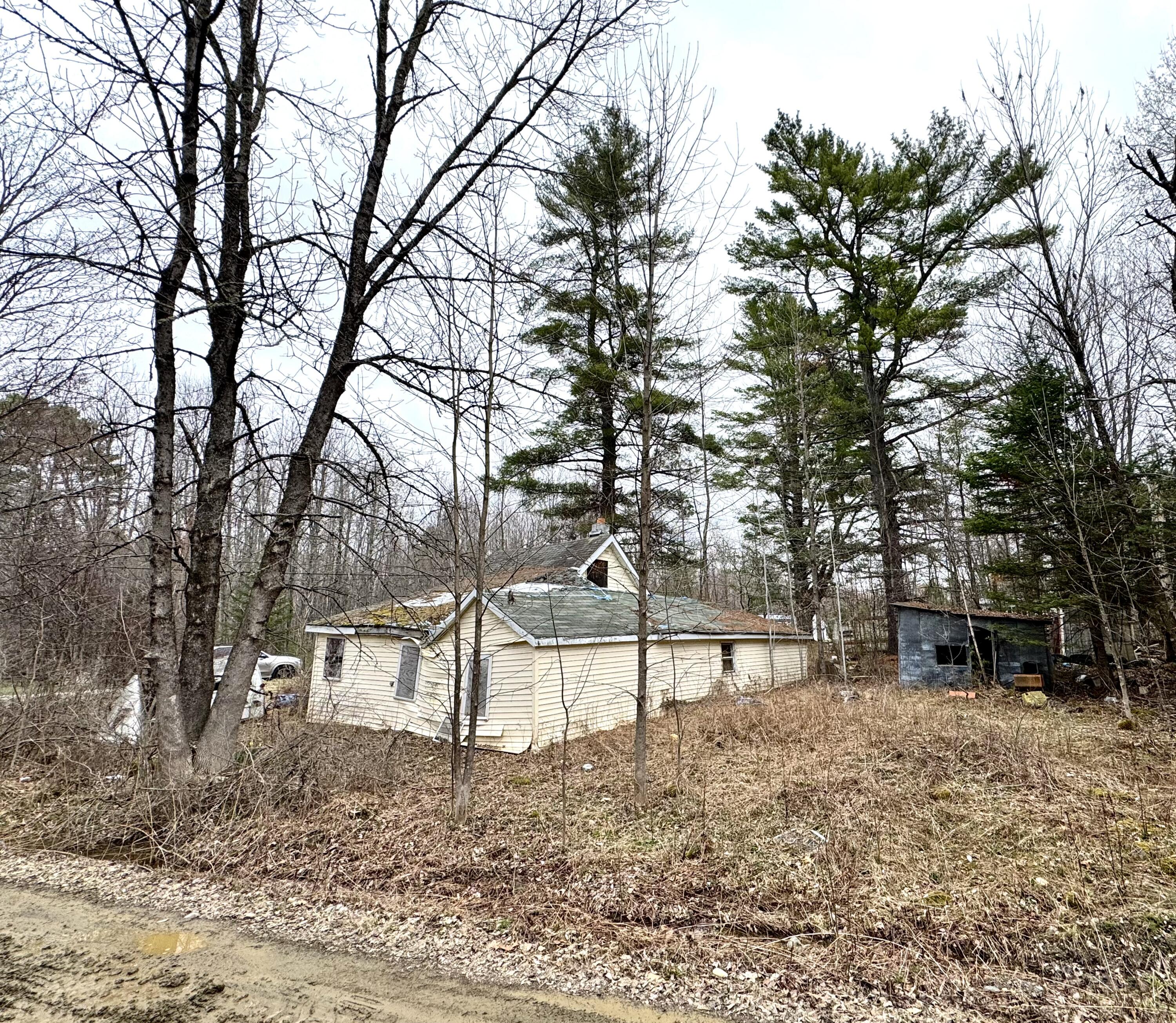 95 McNally Road Clinton, ME 04927 - Photo 2 of 2 IMG_0525