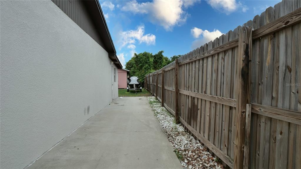 6424 Yorkshire Road Tampa, FL 33634 - Photo 38 of 59 Gallery Image 38