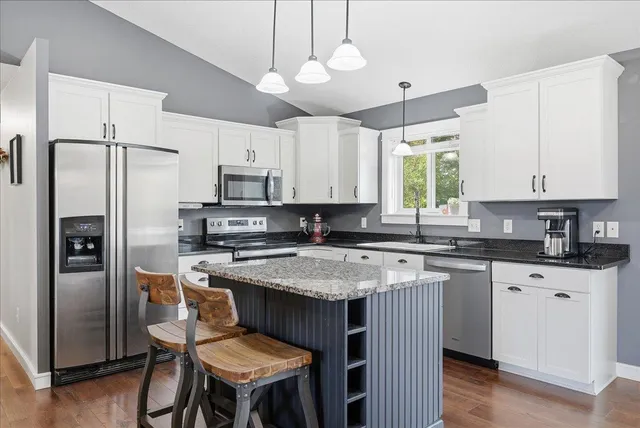 $407,000 | 1651 Possum Way, New Richmond, WI 54017