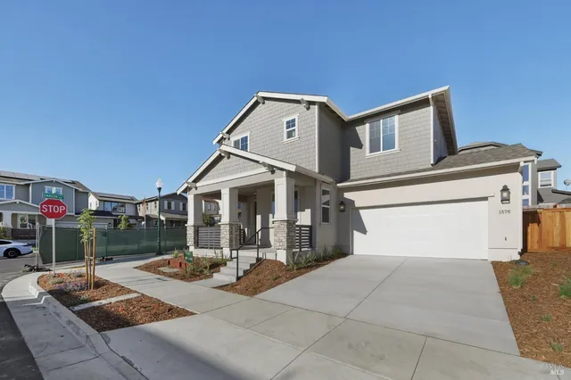 a front view of house with yard