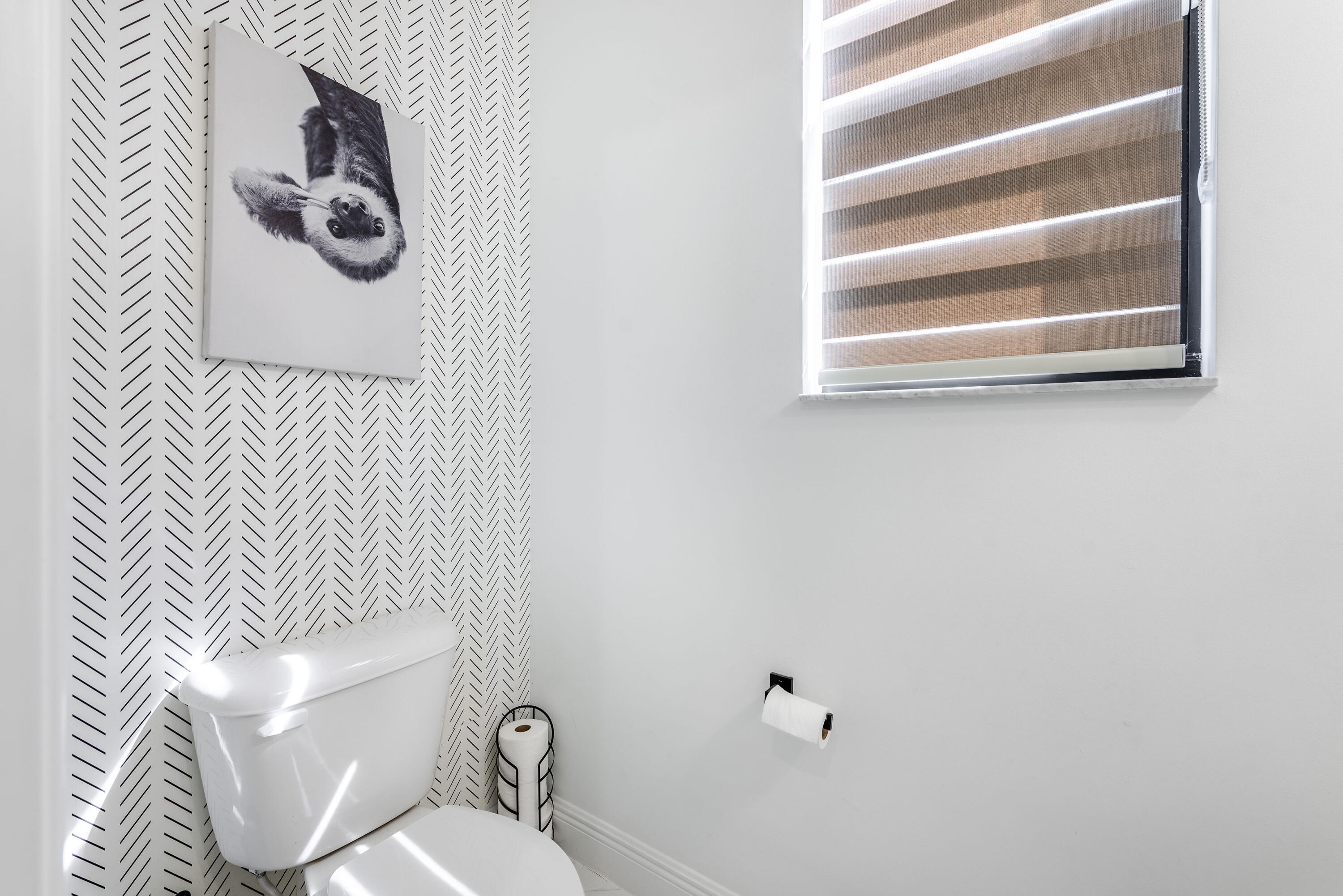 5539 Starfish Road Westlake, FL 33470 - Photo 16 of 42 Guest Bathroom (Main Level)