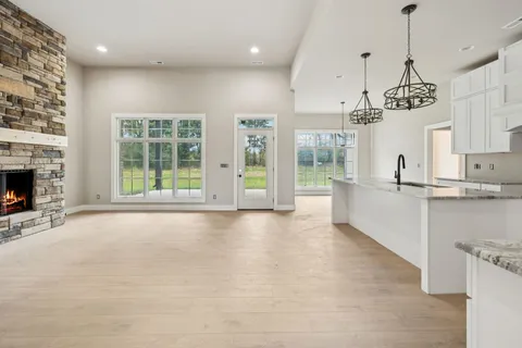 $490,000 | 375 Chestnut Oak Avenue, Smithville, TN 37166