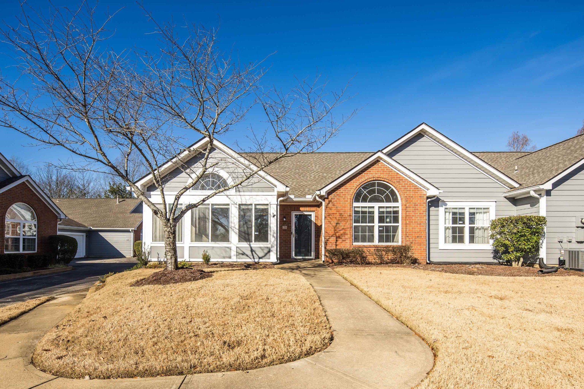 253 Oak Bluff Lane Collierville, TN 38017 - Photo 2 of 23