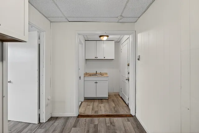 $1,100 | 84 Main Street, Thomaston, CT 06787