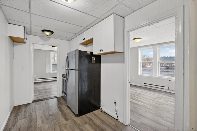 $1,100 | 84 Main Street, Thomaston, CT 06787