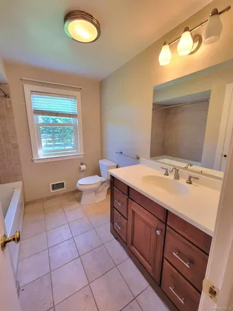 $1,975 | 27 Weathervane Drive, Unit 21, Washingtonville, NY 10992