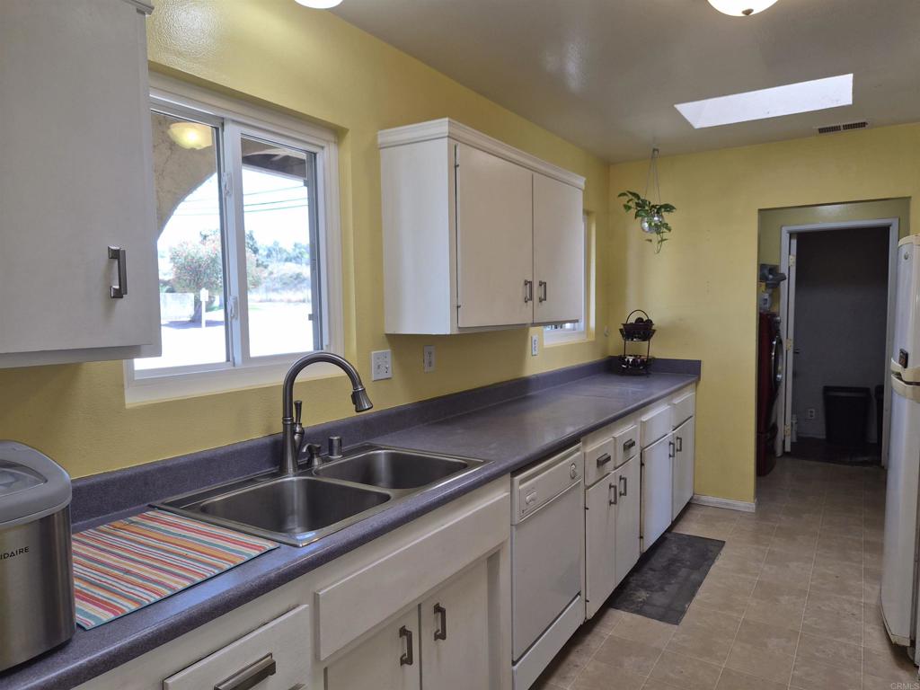 104 Rancheros Drive San Marcos, CA 92069 - Photo 17 of 35