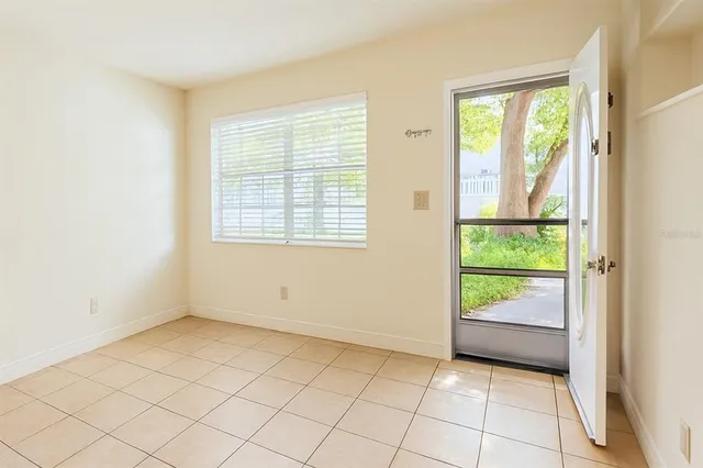 $1,999 | 180 2nd Street Southwest, Largo, FL 33770