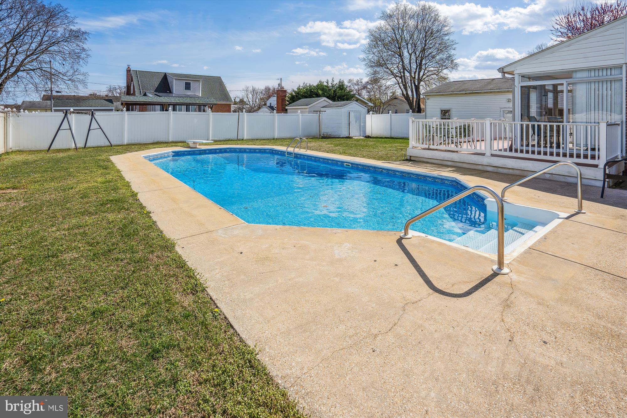 163 Kenwood Road Pasadena, MD 21122 - Photo 18 of 25