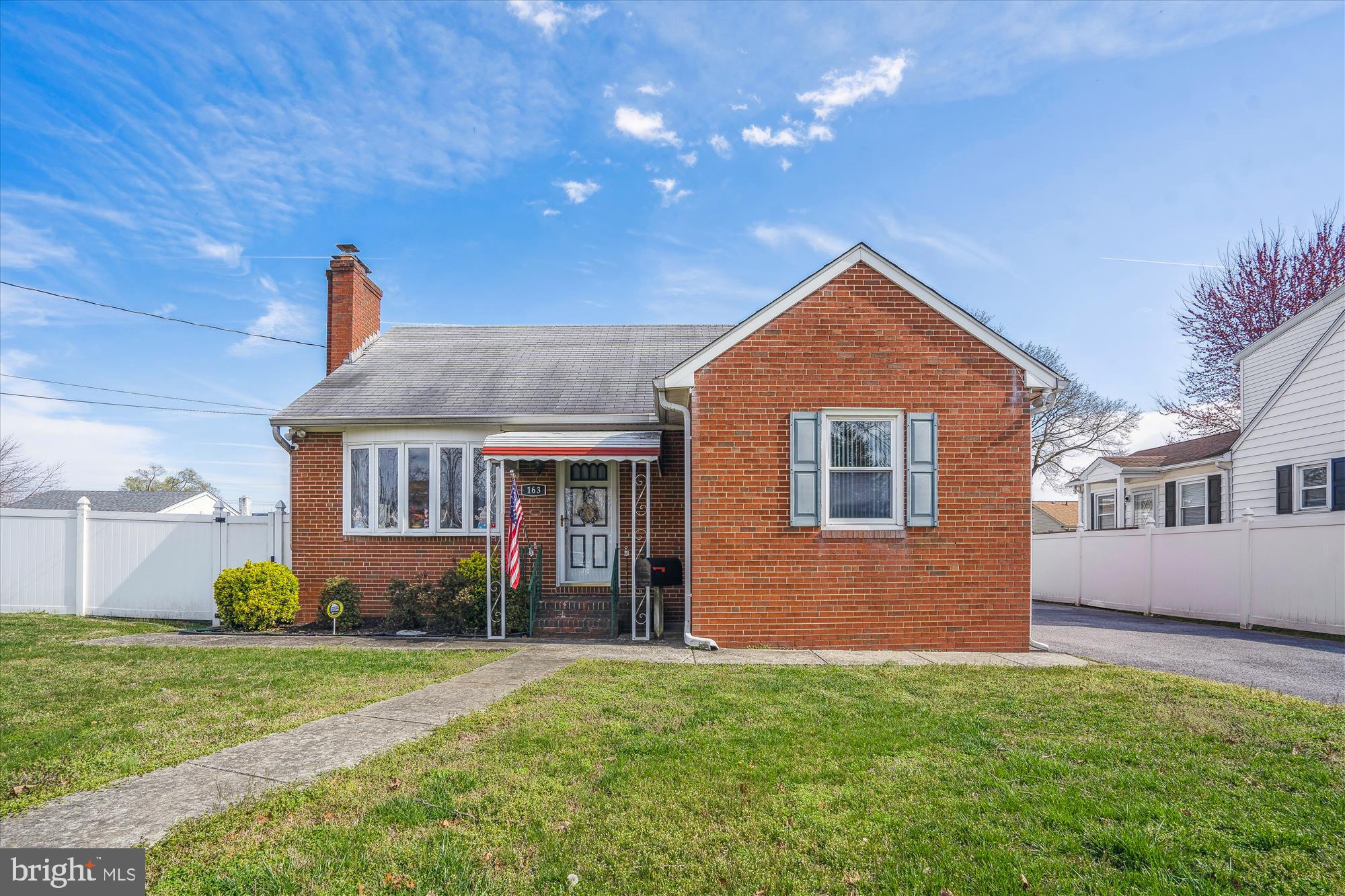 163 Kenwood Road Pasadena, MD 21122 - Photo 3 of 25