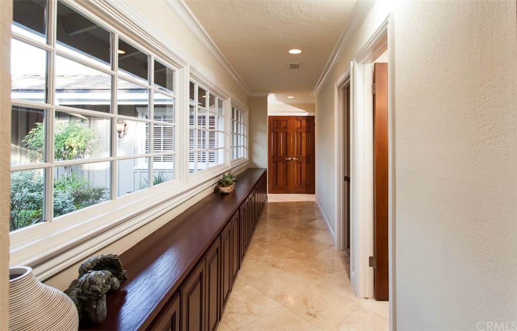 18181 Francisco Drive Villa Park, CA 92861 - Photo 21 of 29 Hallway