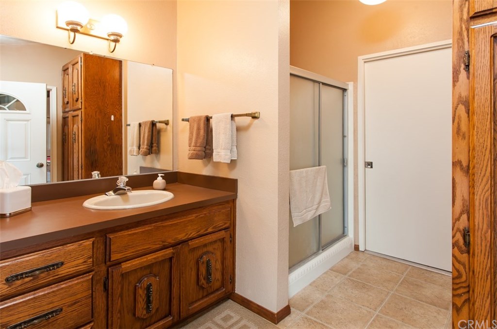 18181 Francisco Drive Villa Park, CA 92861 - Photo 28 of 29 Guest House Bathroom