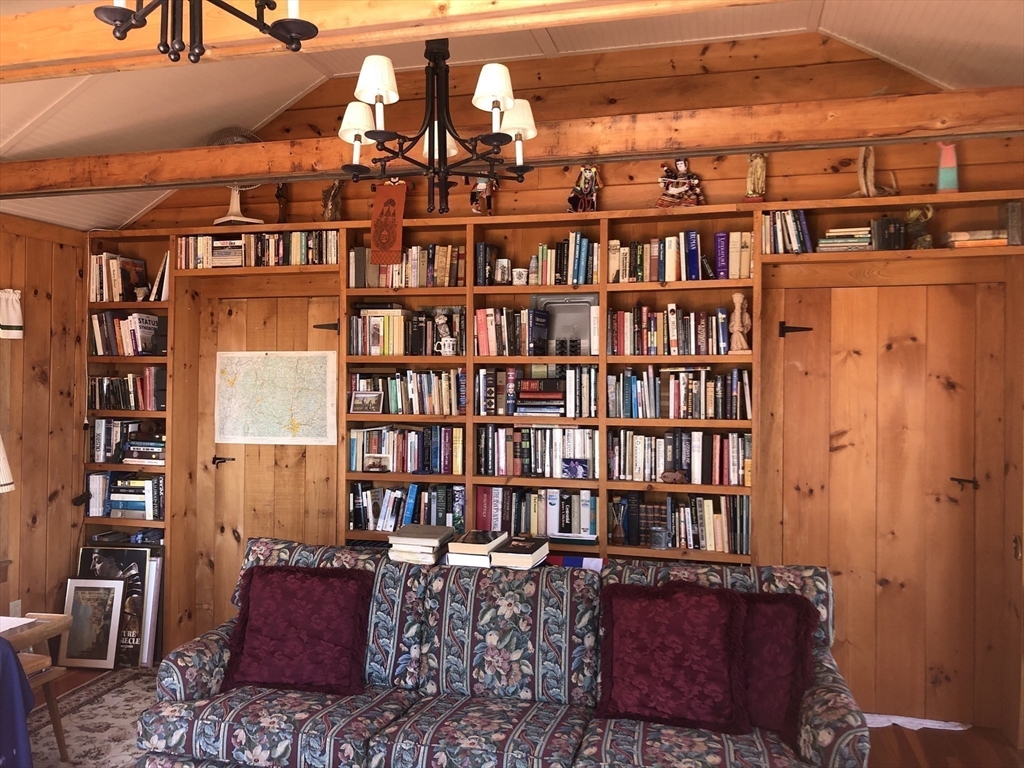7 Burt Road Westhampton, MA 01027 - Photo 11 of 31 a view of a workspace with bookshelf