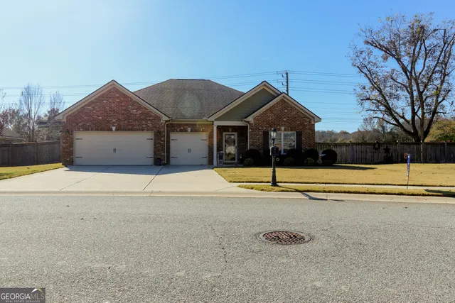 $370,000 | 107 Westchester Trail, Kathleen, GA 31047